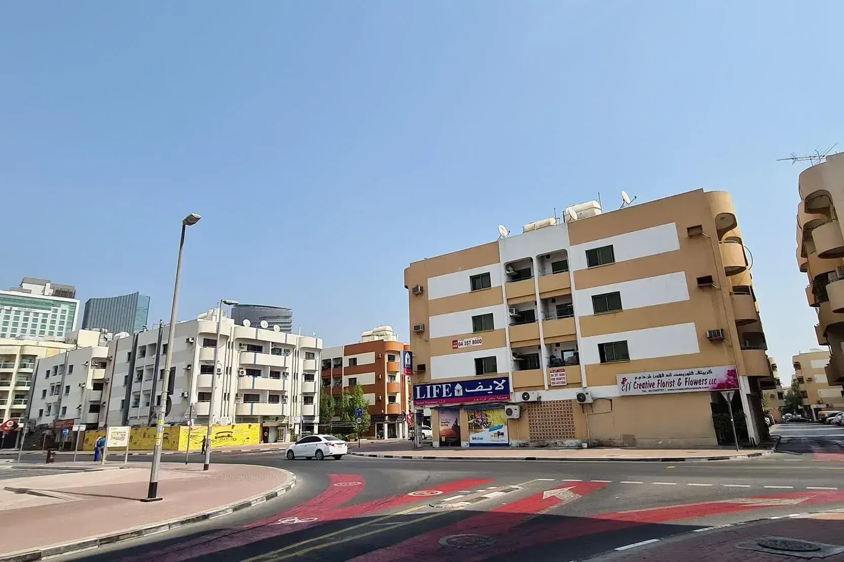 Why Al Karama Works for Restaurants, Cafes, and Food Businesses